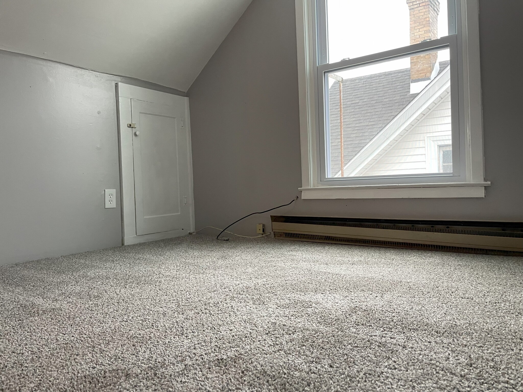 Building Photo - 906 West Ave