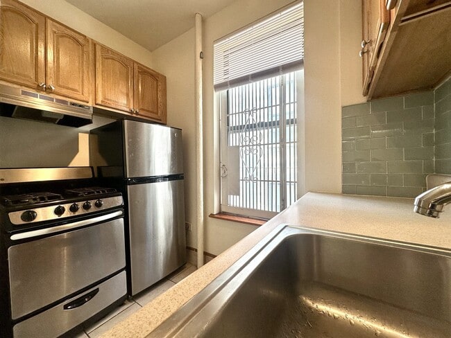 Floorplan - 3135 Broadway