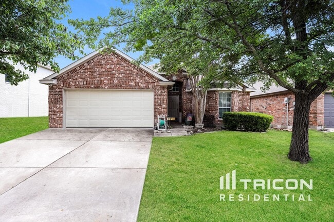 Primary Photo - 2520 Persimmon Dr