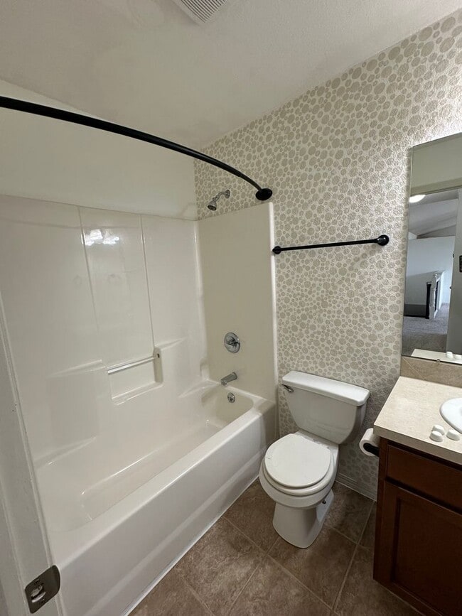 Building Photo - Beautiful Updated 5 Bedroom Home - Derby ,KS