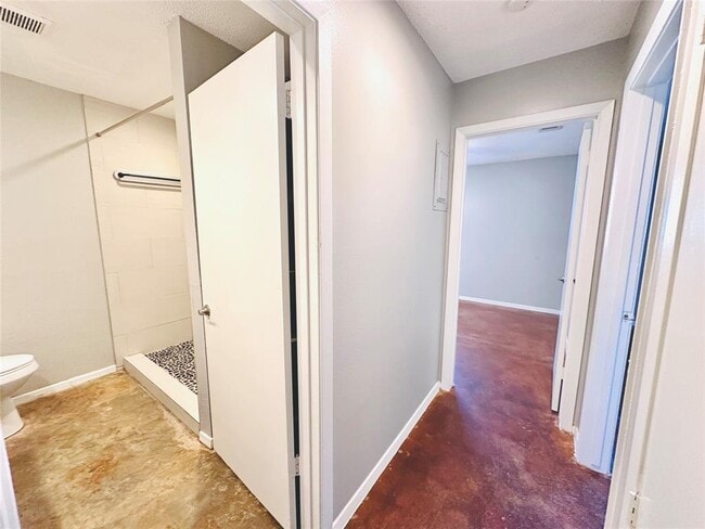 Building Photo - 3424 Willowrun Dr