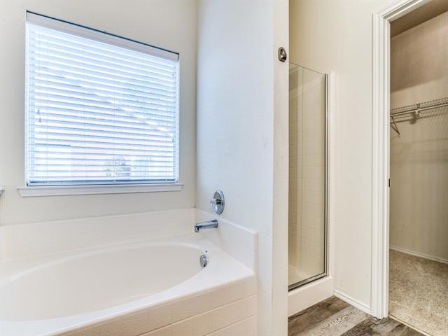 Building Photo - 320 Cookston Ln