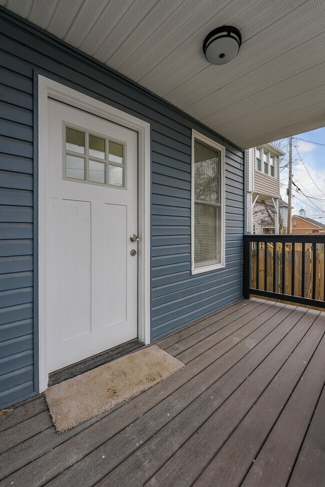 Building Photo - 1027-1029 Madison Ave