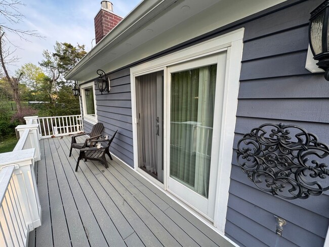 Building Photo - Fantastic 5 Bed 5.5 Bath Single Family Hom...