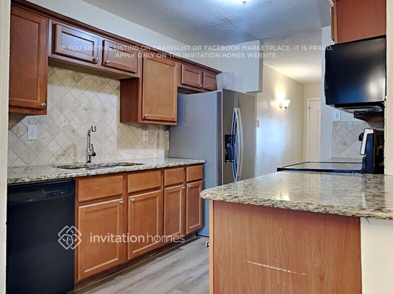 Building Photo - 5541 Gates Dr