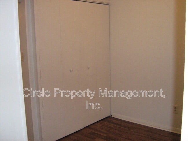 Building Photo - 4012 Hunters Ridge Dr SW