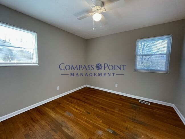 Building Photo - Newly Renovated Just For You! First Month's Rent Free!!