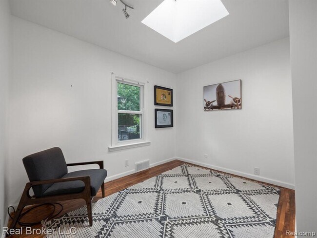 Building Photo - 1428 Bennaville Ave