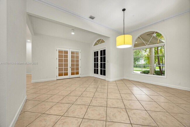 Building Photo - 11149 SW 78th Ave