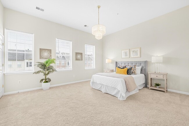 Building Photo - 631 Gatestone St