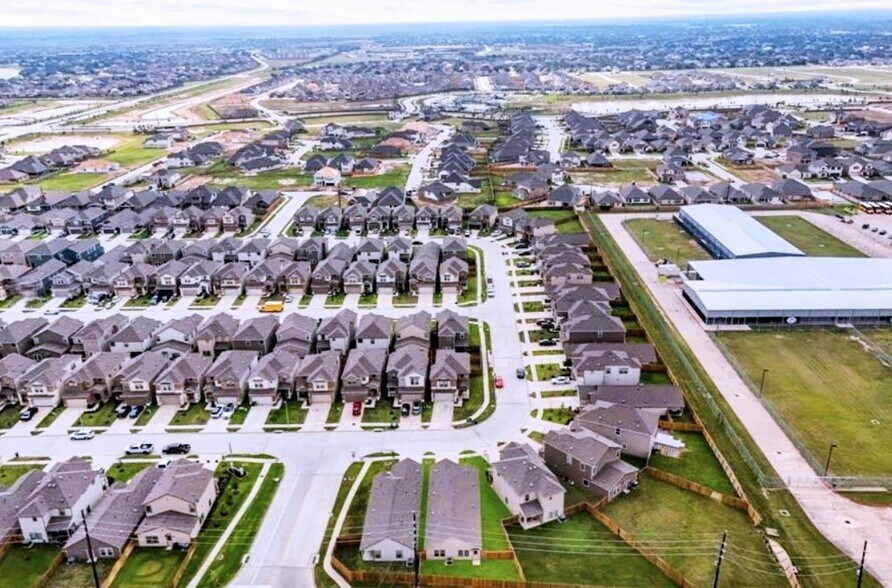 Building Photo - 7934 Tuscan Cypress Dr
