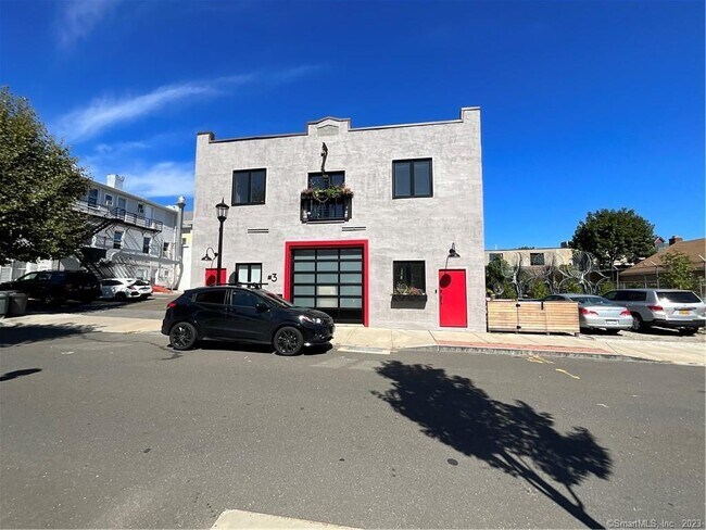 Primary Photo - 3 Raymond St
