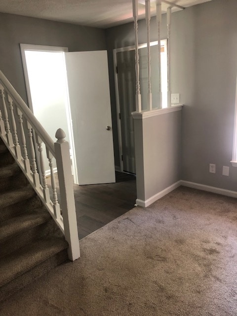 Building Photo - 117 E Circle Dr