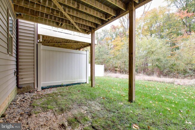 Building Photo - 3004 Cornfield Ave