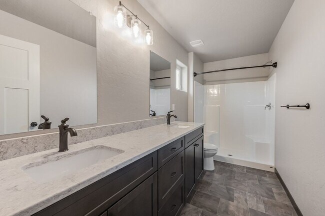 Building Photo - Brookshire Community 3 bed 2.5 bath