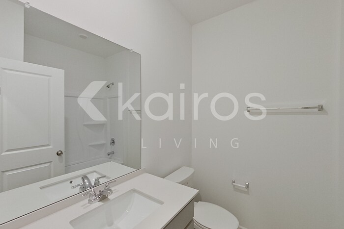 Building Photo - 115 Silver Maple Ln