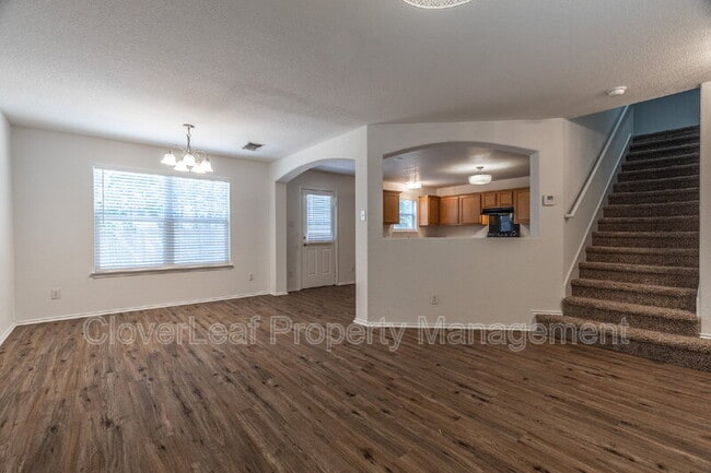 Building Photo - 446 S Water Ln