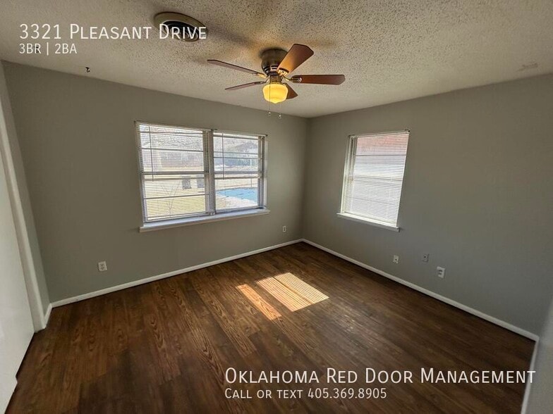 Building Photo - 3321 Pleasant Dr