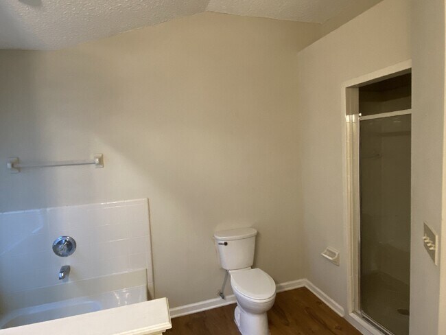 Building Photo - COMING SOON – 3 Bedroom, 2 Bathroom Single...