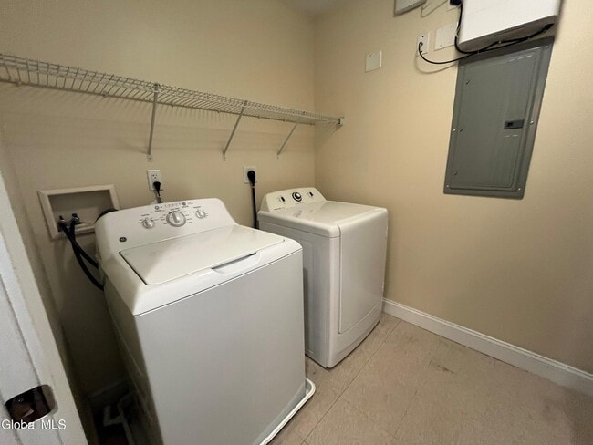 Building Photo - 74 Weibel Ave