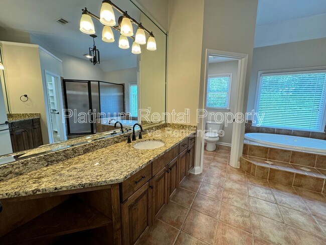 Building Photo - 830 Eden Green Ct