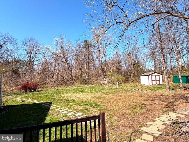 Building Photo - 9319 Devlins Grove Pl