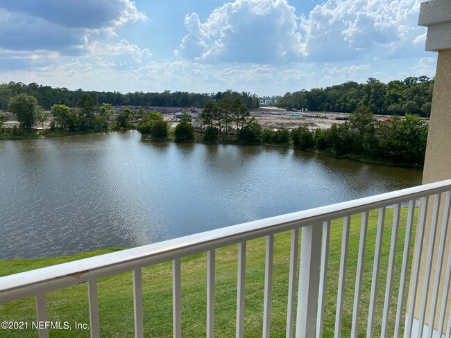 Building Photo - 4908 Key Lime Dr