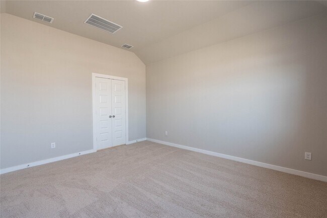 Building Photo - 712 Melody Hl Dr