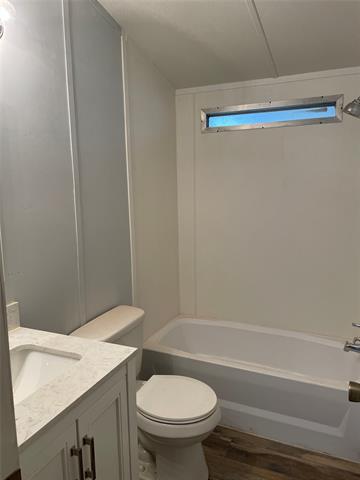 Building Photo - 102 Mendy Ln