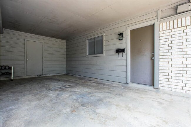 Building Photo - 4006 Bull Creek Rd