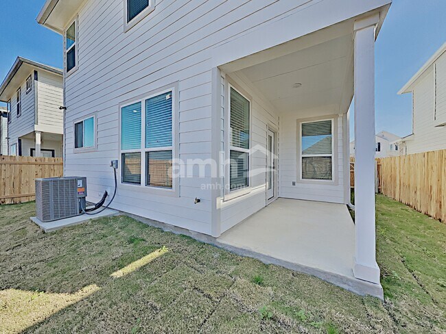 Building Photo - 2731 Spencebrook