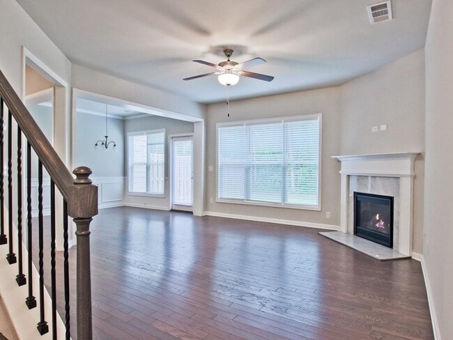 Building Photo - 3166 Cross Creek Dr