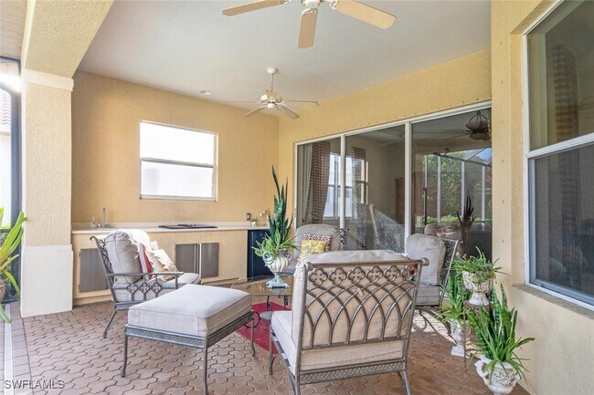 Building Photo - 10800 Fieldfair Dr
