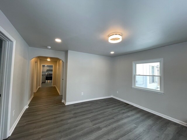 Building Photo - 410 Stone Ave