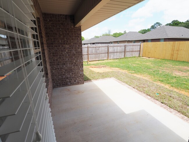 Building Photo - Cozy home in Copperwood Subdivision!
