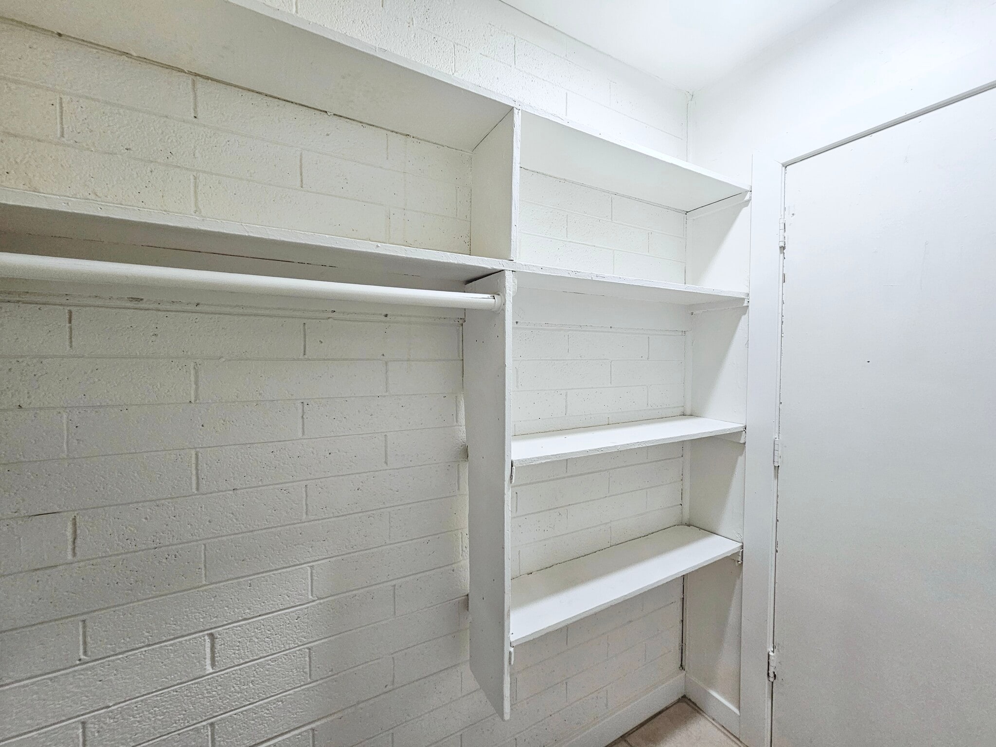 Building Photo - 1731 E Moreland St