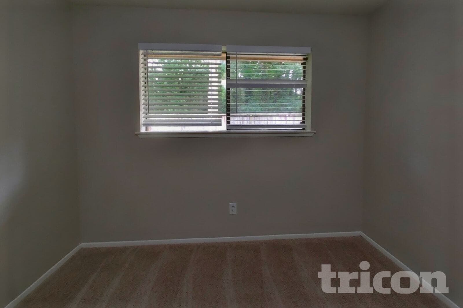 Building Photo - 3619 Maple Glen Dr