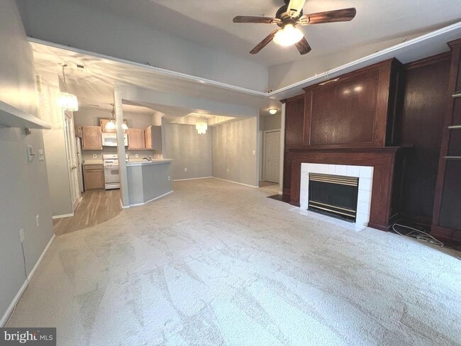 Building Photo - 9312 Groffs Mill Dr