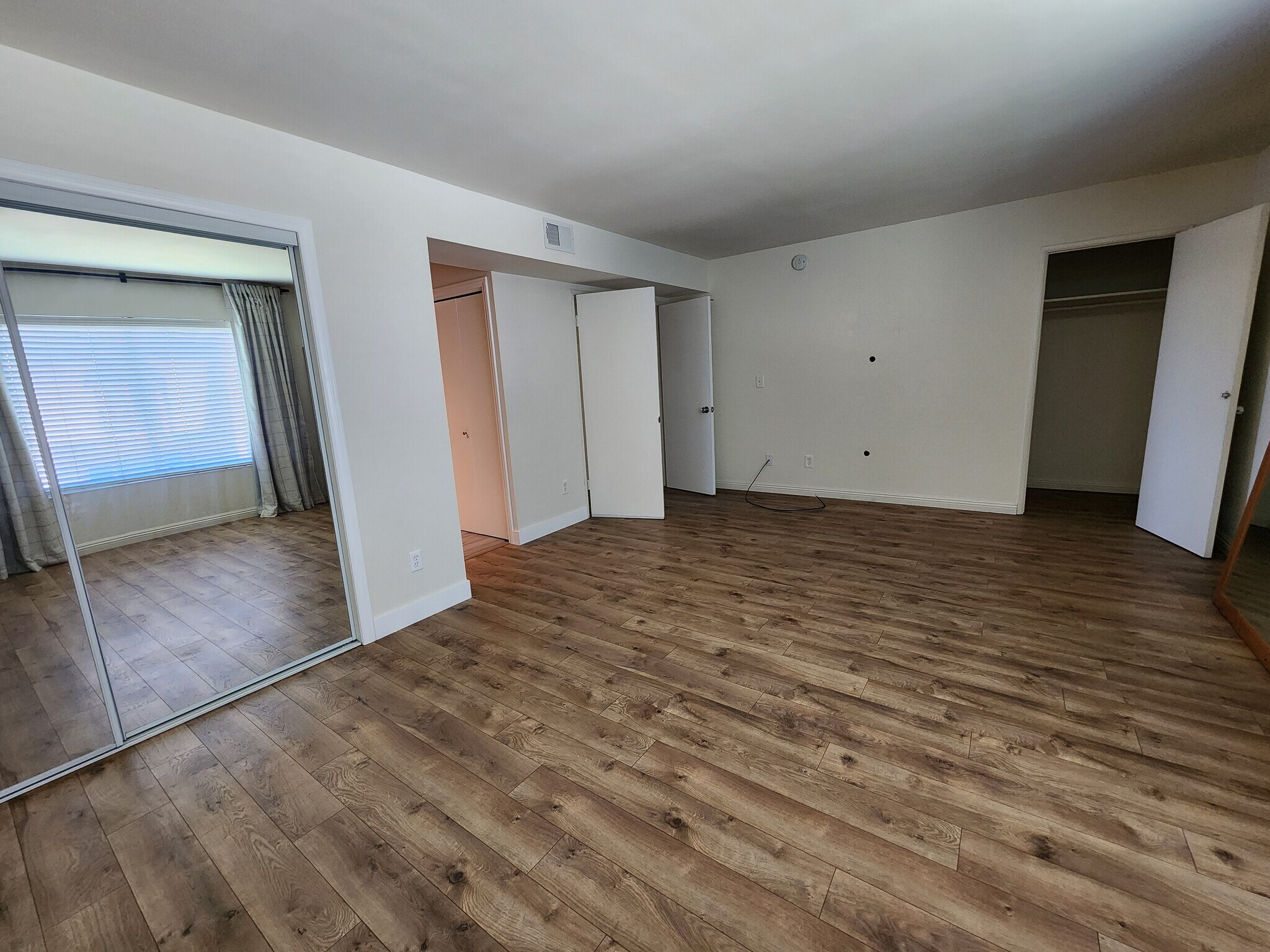 Building Photo - 4030 Mount Acadia Blvd