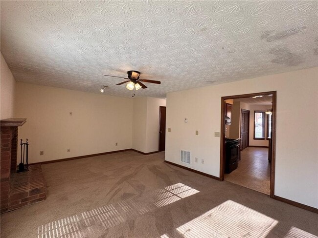 Building Photo - 1118 Booth Ct SW