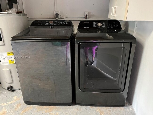 Building Photo - 7921 SW 143rd St