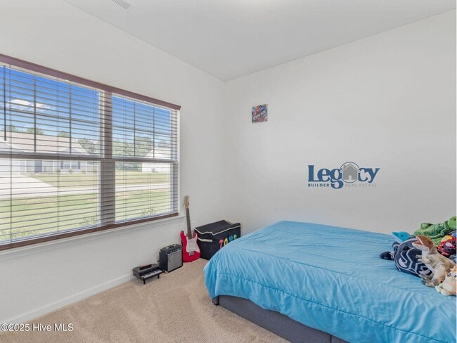 Building Photo - 313 Settlers Pointe Dr