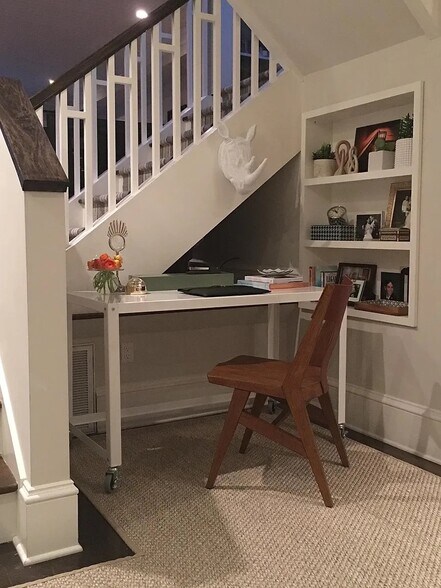 Downstairs workspace - 1830 Thames St