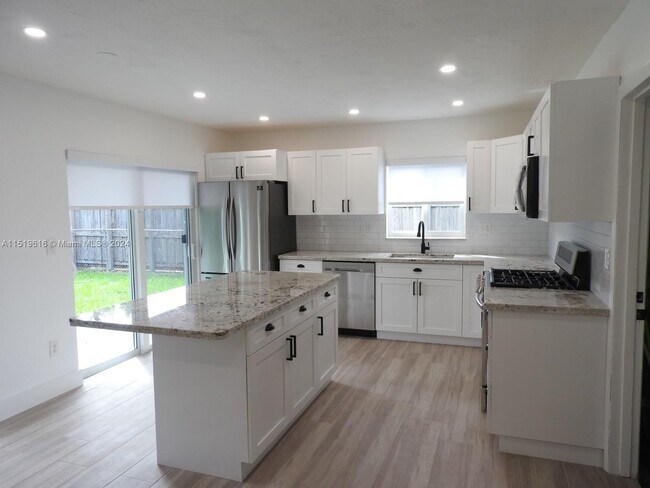 Building Photo - 12470 SW 106th St