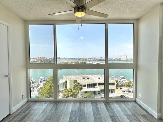Building Photo - 851 Bayway Blvd