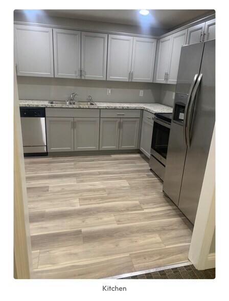 Kitchen - 2727 N 5th Street Hwy