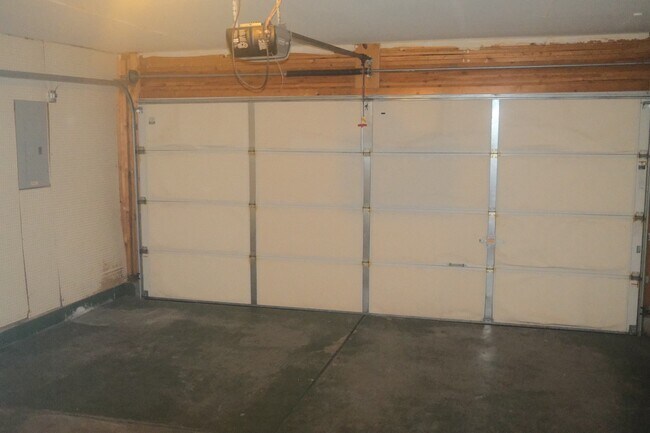 Building Photo - 10046 Sapphire Berry Ln