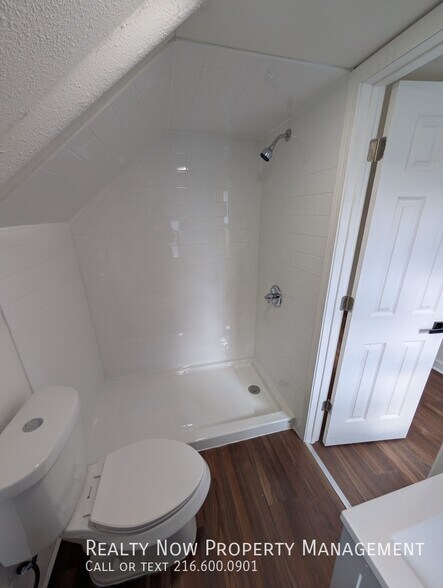 Building Photo - 7501 Berry Ave