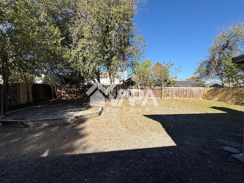 Building Photo - 6715 Buckley