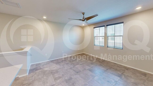 Building Photo - 2664 S Peppertree Dr
